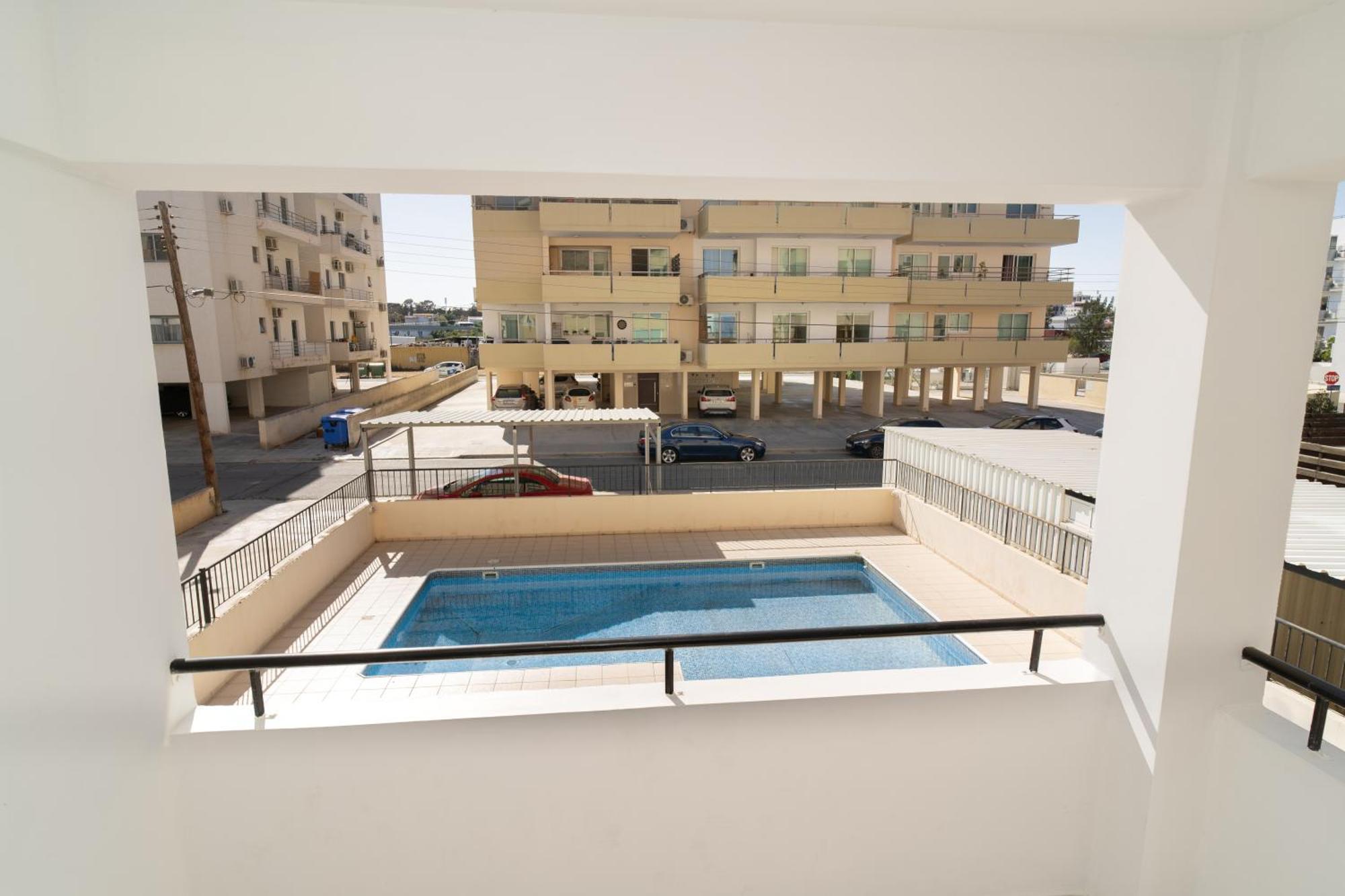 Olivia Mackenzie 2 Bedroom Flat With Pool Larnaca Zewnętrze zdjęcie